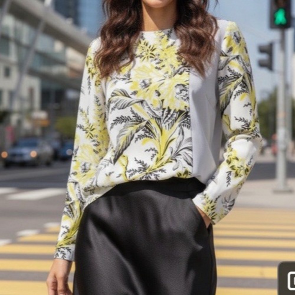 New Diane von Furstenberg Silk Printed Blouse in White Size 12